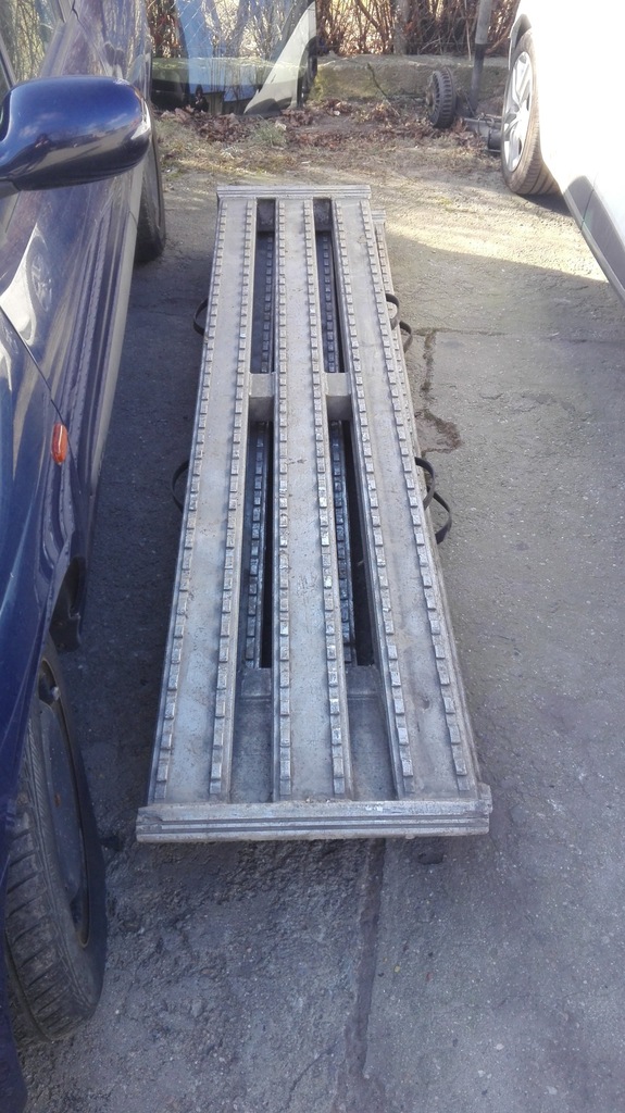 Najazdy aluminiowe 12 Ton 2.4 M trapy podjazdy