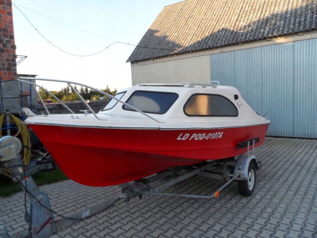 Łódź motorowa - kabinowa SHETLAND 535