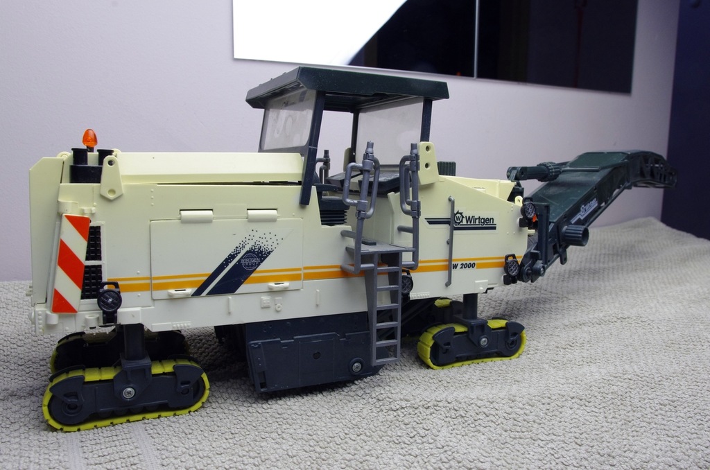 frezarka drogowa Wirtgen W2000 1PLN !!!BCM!!!