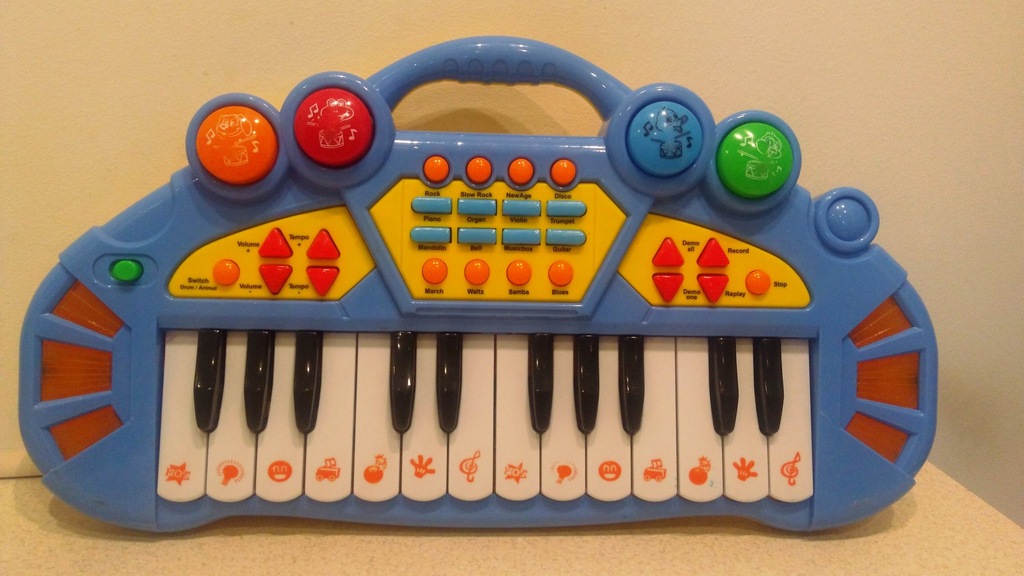 Smiki electronic organ, pianinko, organki