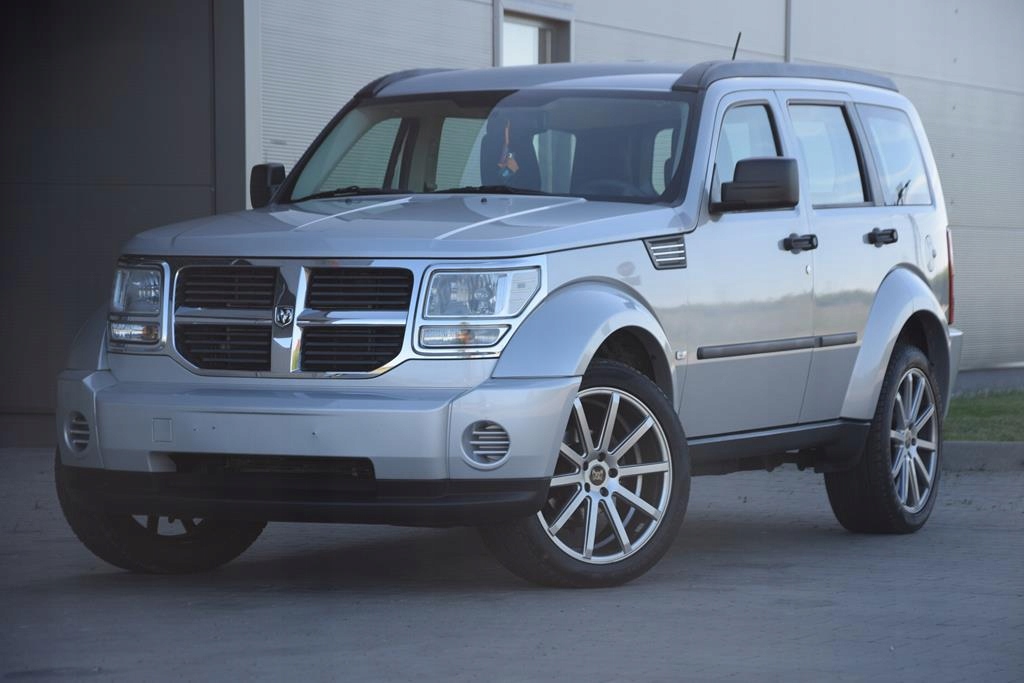 SLICZNY DODGE NITRO 2.8CRDI 4X4 ,OPLACONY!!!