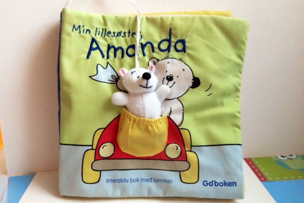 MARGO-RETRO miękka książeczka Amanda miś animacje