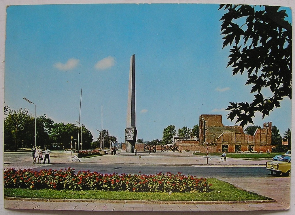 ŁÓDŹ RADOGOSZCZ POMNIK-MAUZOLEUM 1969