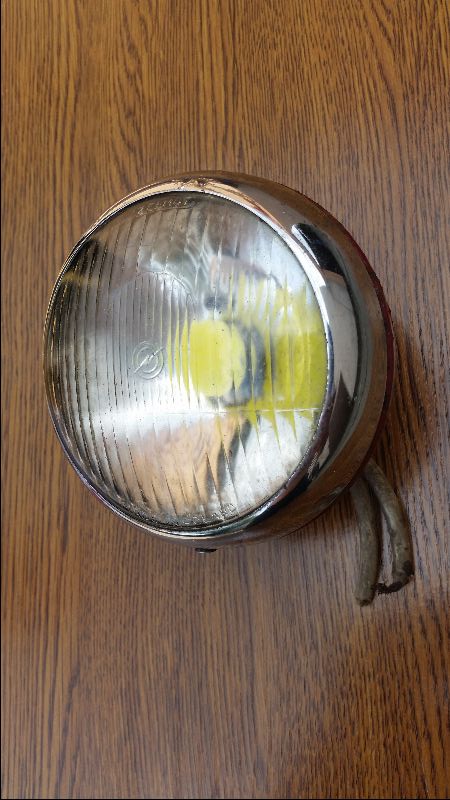 Komar 231 lampa przod przednia