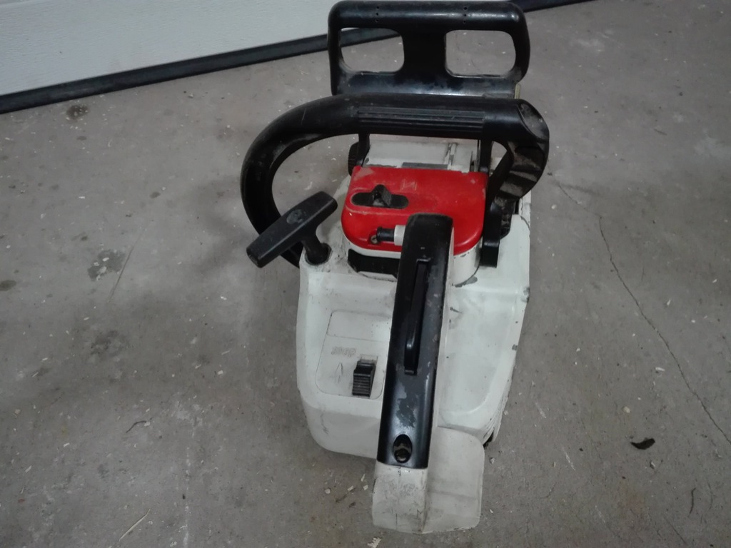 Piła gałęziówka stihl 009