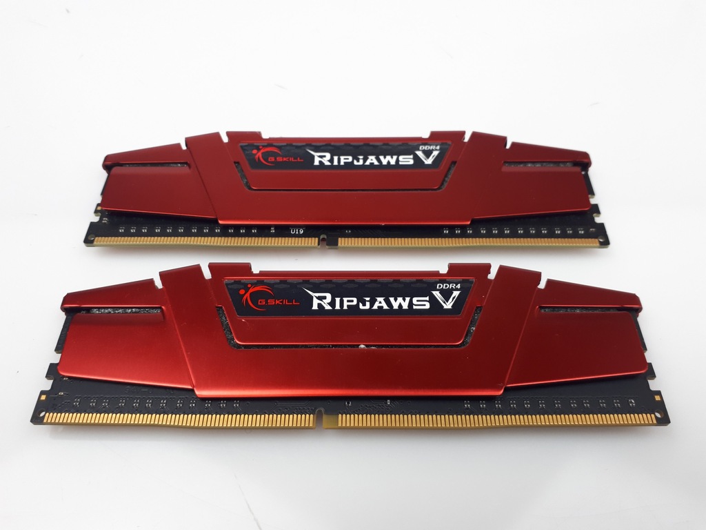 3.3 Pamięć G.Skill Ripjaws V DDR4 F4-2133C15D-8GVR