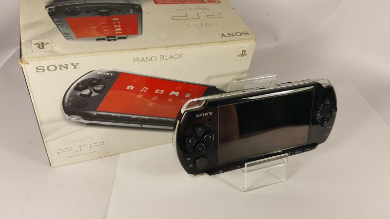 SONY PSP SLIM & LITE PSP-3004 KOMPLET