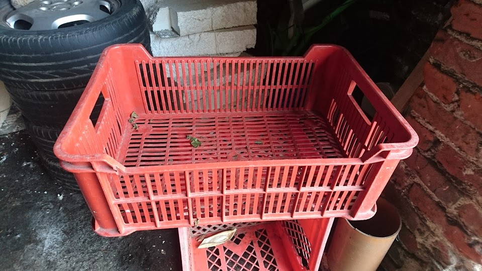 Skrzynki plastikowe 15kg pieczywo owoce warzywa