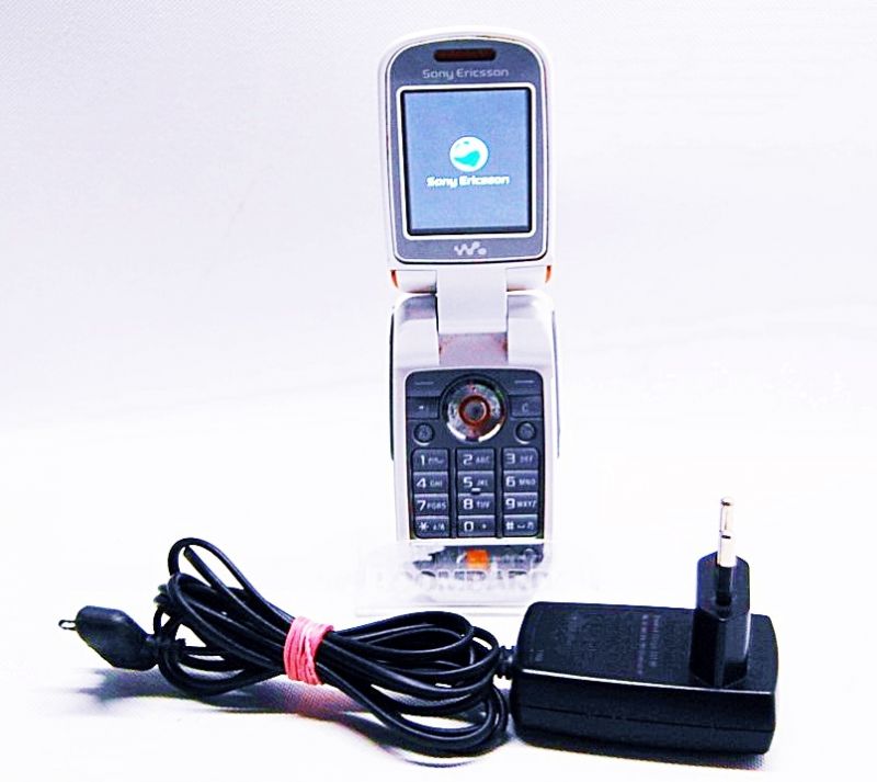 TELEFON SONY ERICSSON W710I WALKMAN