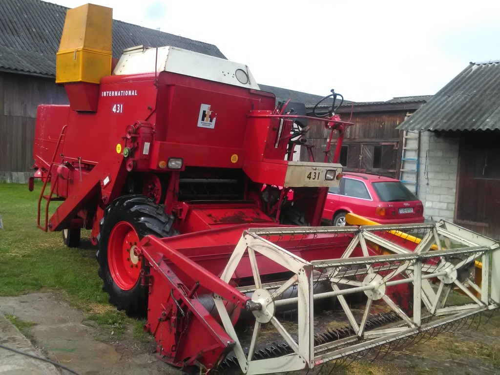 KOMBAJN ZBOŻOWY INTERNATIONAL CASE 431 / CLAAS