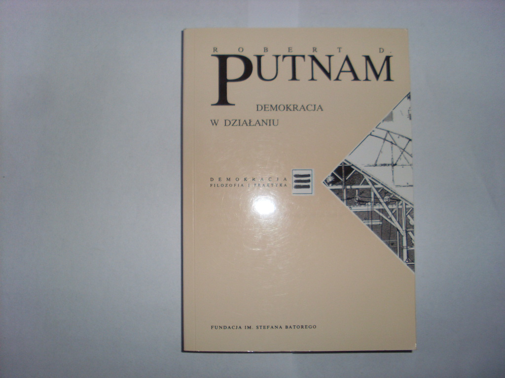 Putnam DEMOKRACJA W DZIAŁANIU Włochy obywatelskość