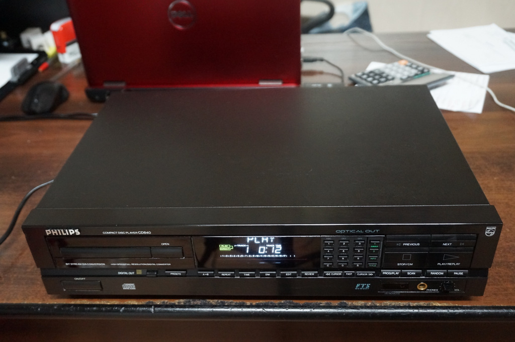 PHILIPS CD 840 # WYSOKI MODEL # LEGENDA # PILOT