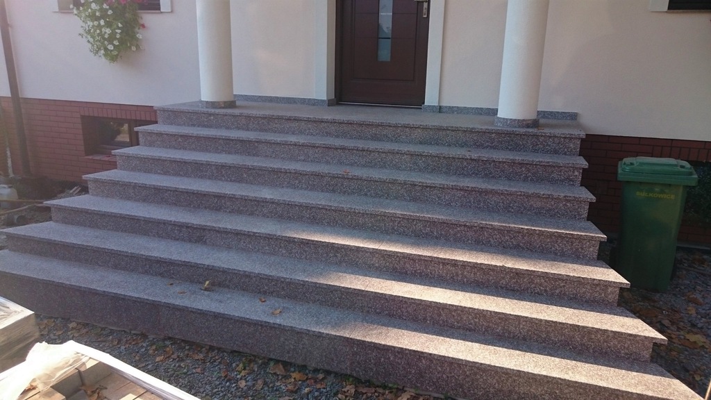 Schody Kamienne, Granit - Brąz Królewski Granitowe
