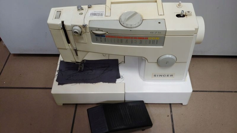 MASZYNA DO SZYCIA SINGER 875