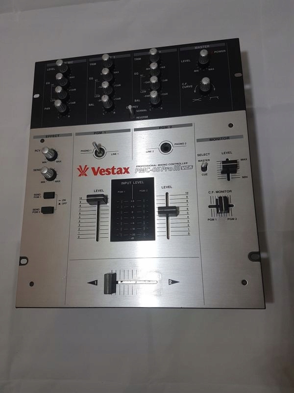 MIKSER DJ VESTAX PMC-05 PRO III