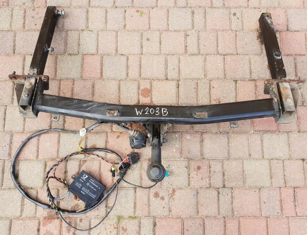 HAK HOLOWNICZY MODUŁ MERCEDES W203 KOMBI