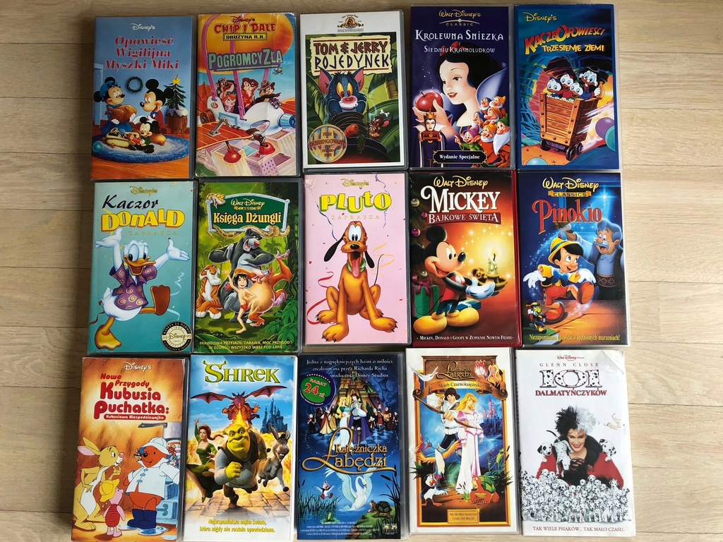 Zestaw kaset VHS - filmy animowane disney itp.