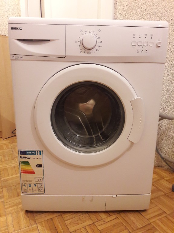 Pralka BEKO WKL 51011 EM  5kg 1000obr/min A+