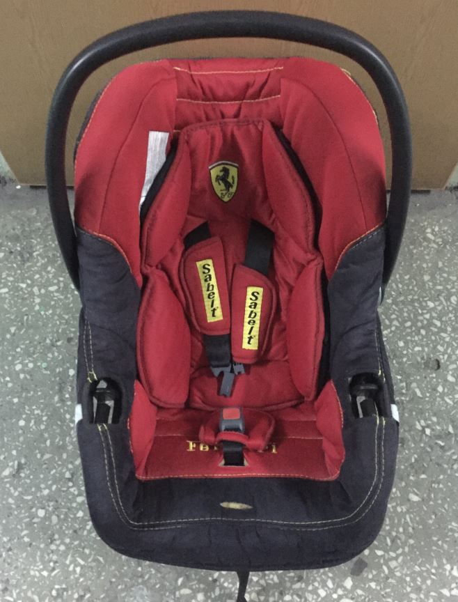 Nosidełko Ferrari