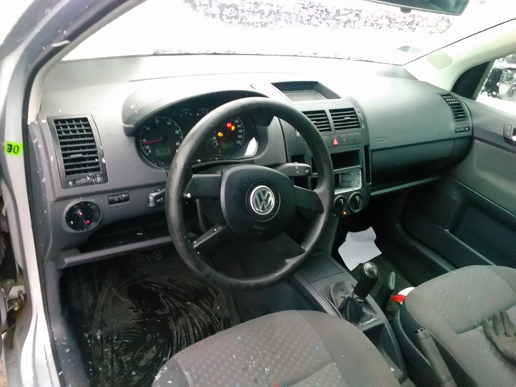 VW POLO IV 9N DESKA ROZDZIELCZA airbag PASY KPL