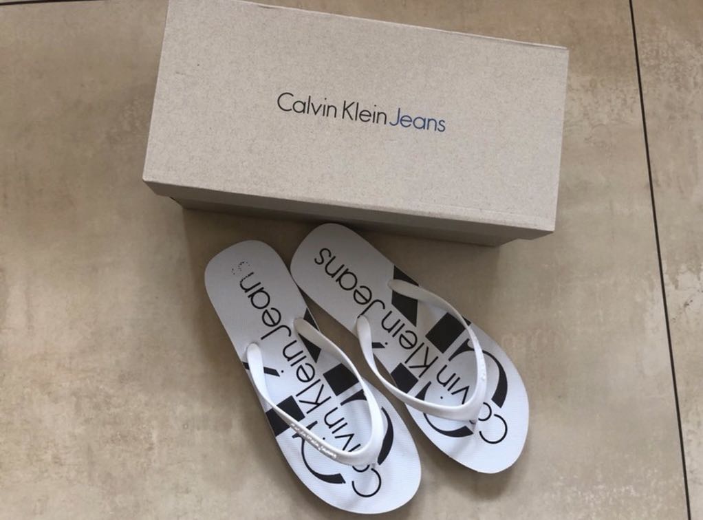 Klapki japonki Calvin Klein rozm 39 białe