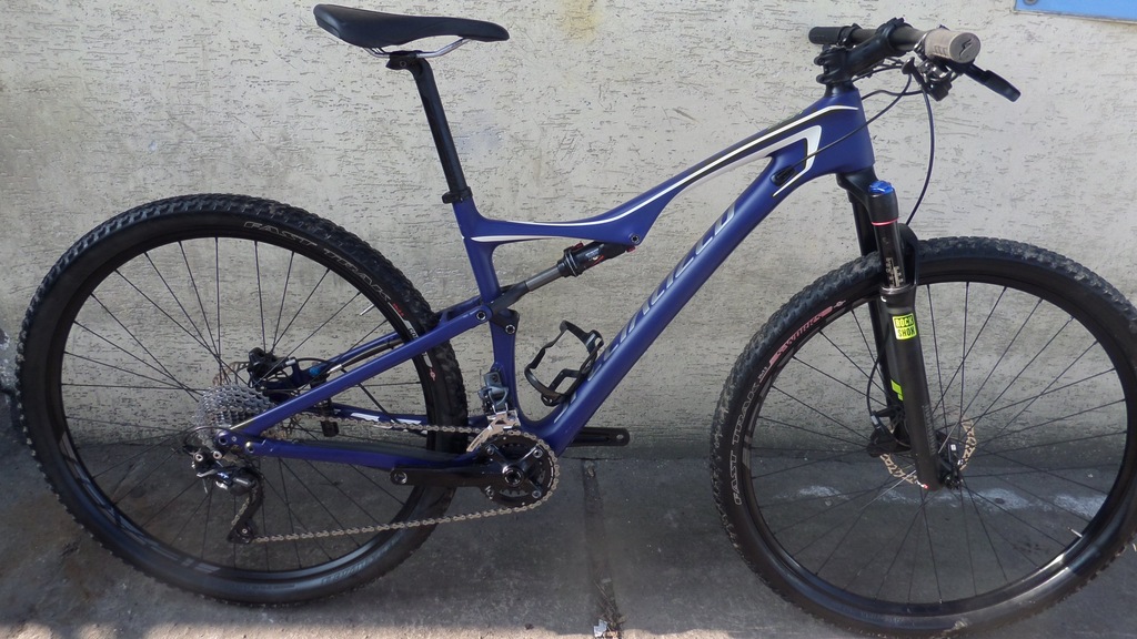 SPECIALIZED ERA-- 29 KARBON