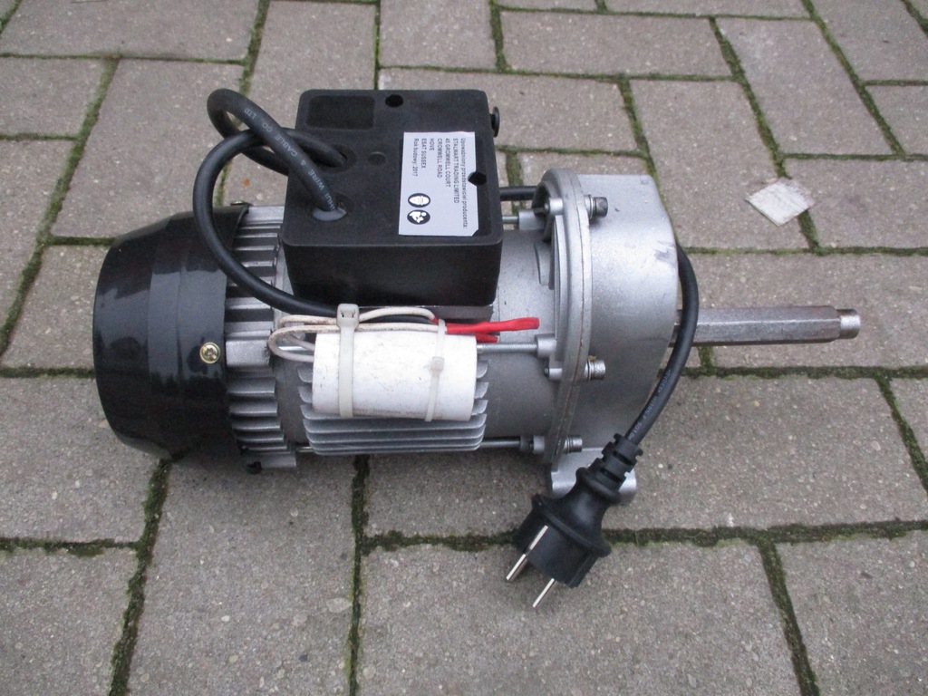 Silnik do wciągarki z motoreduktorem 550W