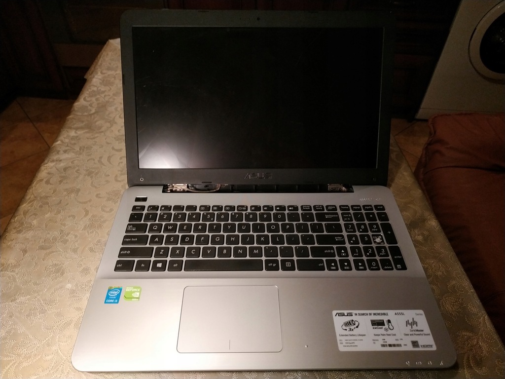Laptop Asus A555L i3 4Gb + zasilacz USZKODZONY