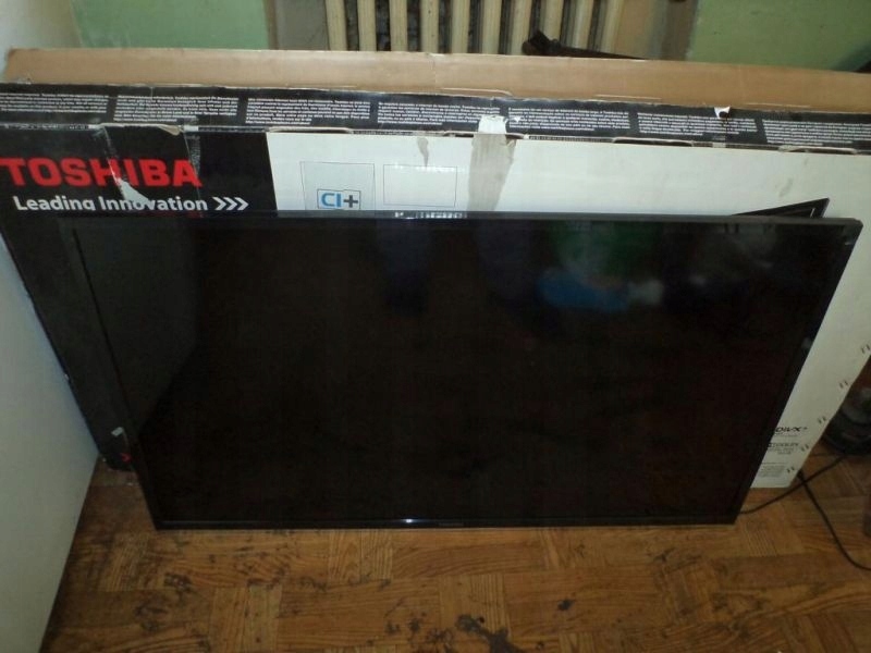 TOSHIBA 40RL933 LED_SMART TV _GW 16 M-CY_WARTO !