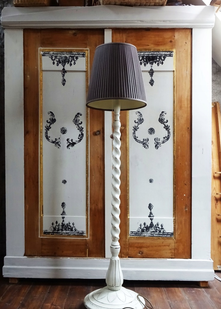 lampa podłogowa malowana