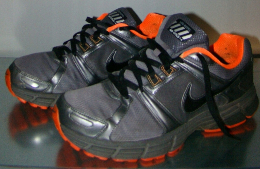 BUTY NIKE AIR CITIUS 4+ SHIELD 472825 44.5 WODOODP