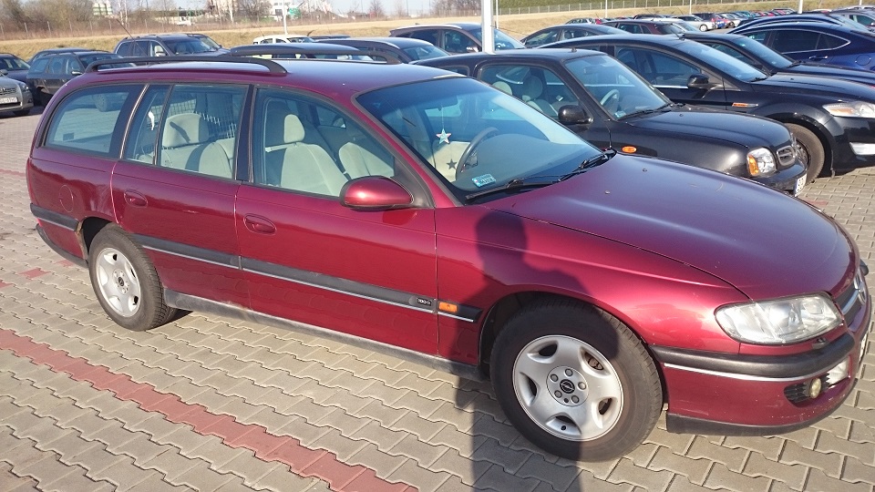 Opel Omega B - Silnik 2.0 benzyna