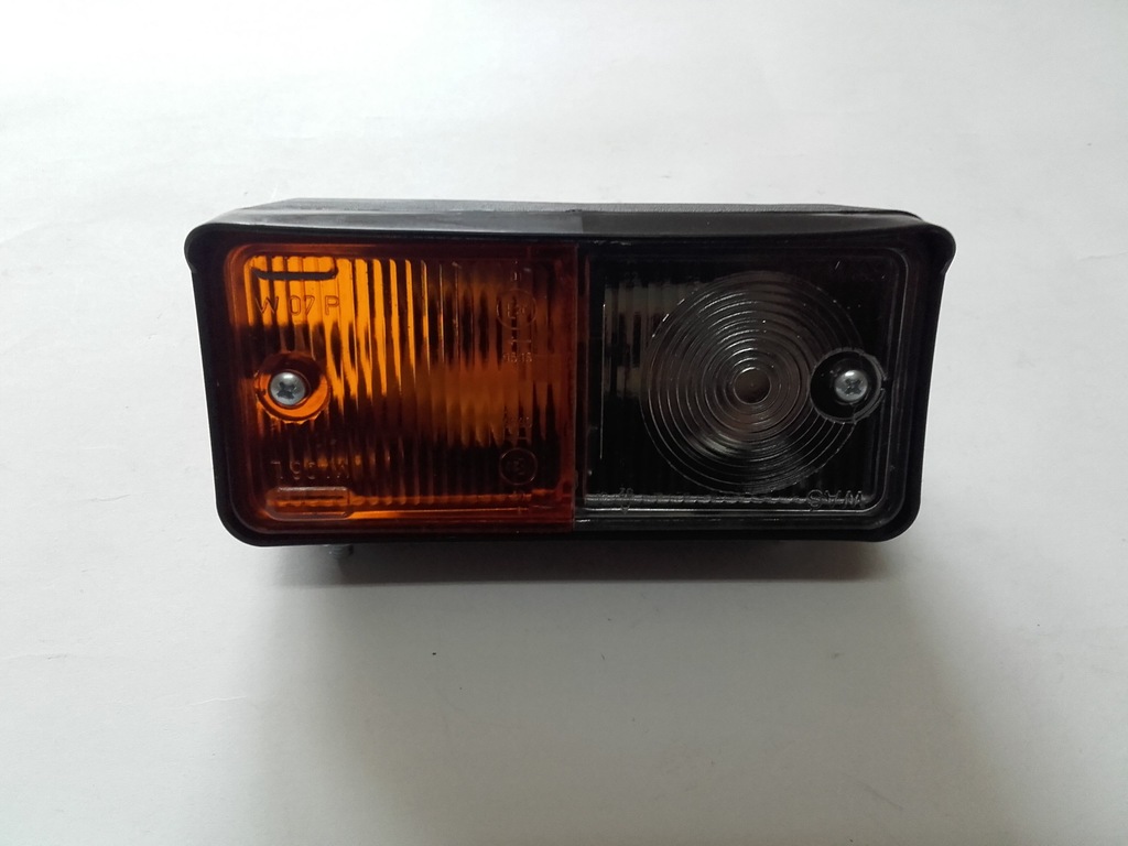 LAMPA BOCZNA KIERUNKU JAZDY W-07 URSUS