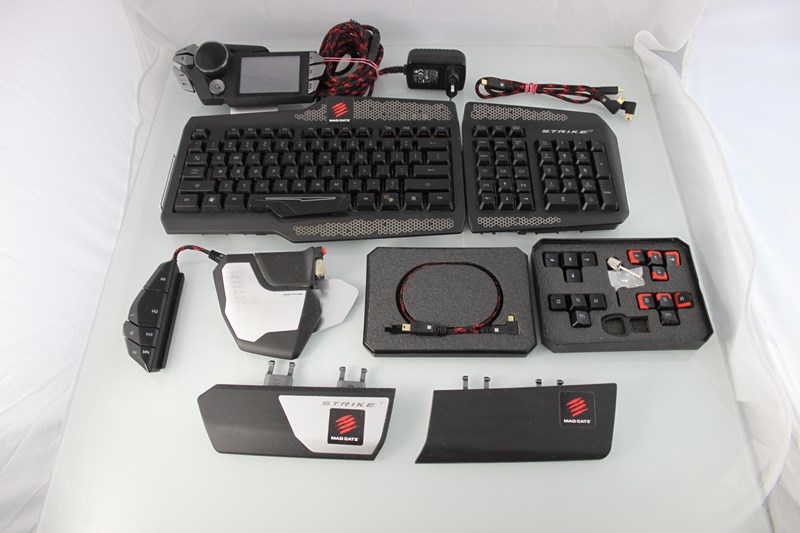 MAD CATZ CYBORG GAMING KEYBOARD S.T.R.I.K.E. 7
