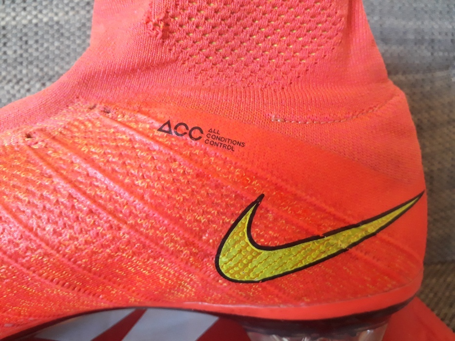 mercurial vapor superfly 4