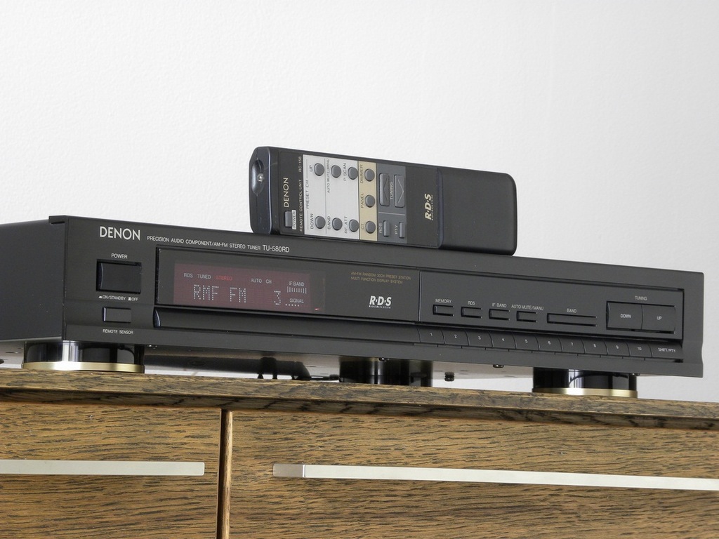 ### DENON TU-580RD ### SUPER STAN # TUNER FM/AM #