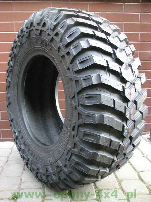 Opony terenowe Maxxis Mudzilla M8080 35x13,5-15