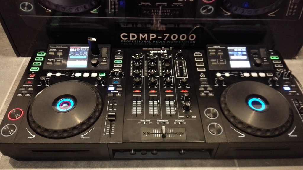 Odtwarzacz mixer kontroler DJ Gemini CDMP-7000  !!