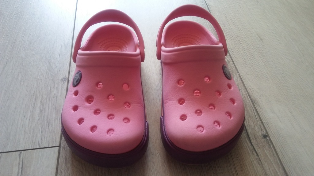 Crocs c store 10 11