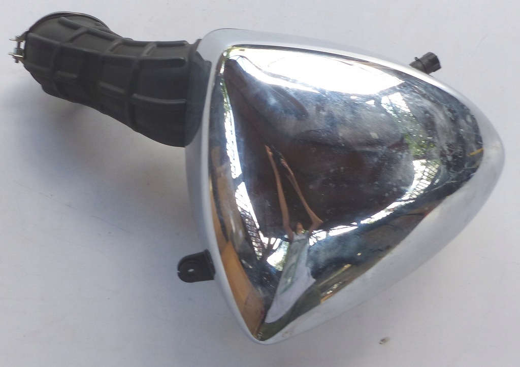 . OBUDOWA AIR BOX FILTR POWIE SUZUKI M800 INTRUDER