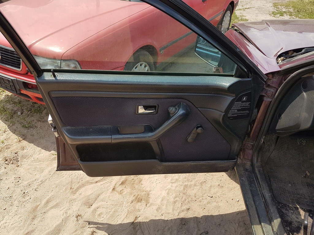 BOCZKI TAPICERKI PARAPETY AUDI 80 B4 LEWY I PRAWY