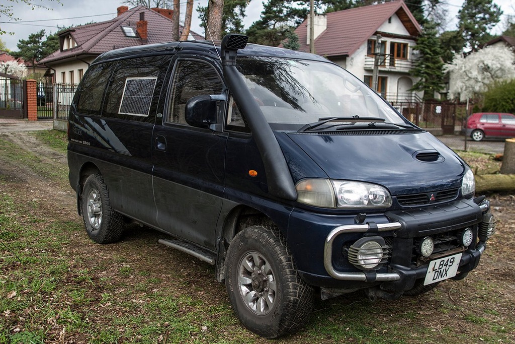 Mitsubishi delica 4 поколение