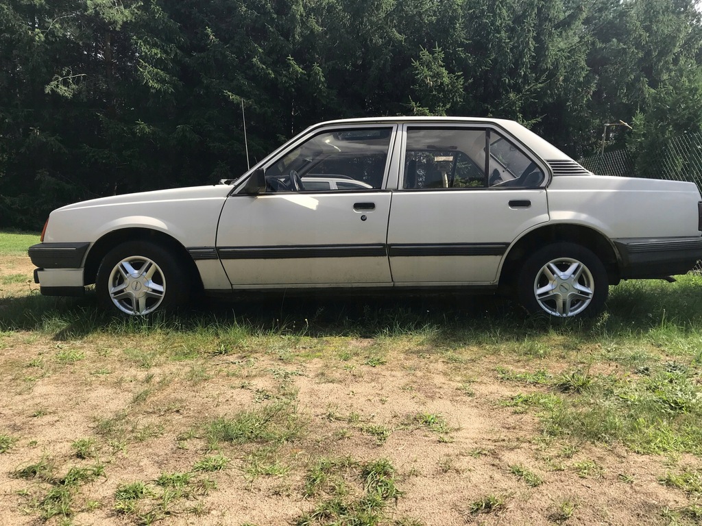 Opel ascona 1982