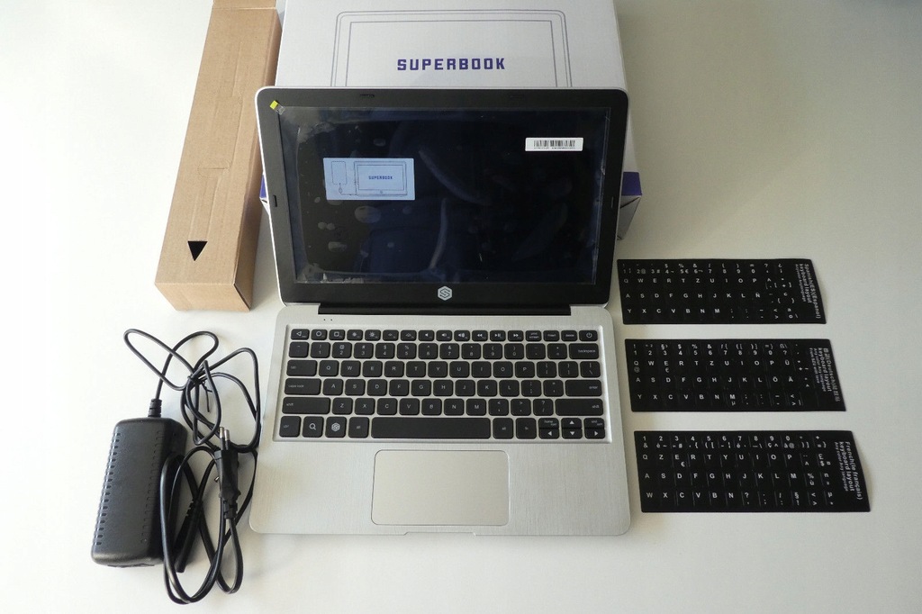 Sentio Superbook, 1080p, 11.6"