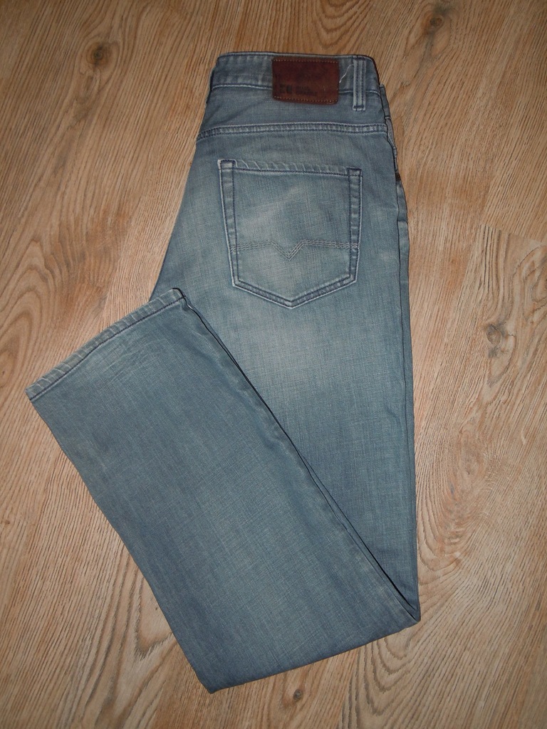HUGO BOSS ORANGE REGULAR FIT   jeansy    r. 34/34