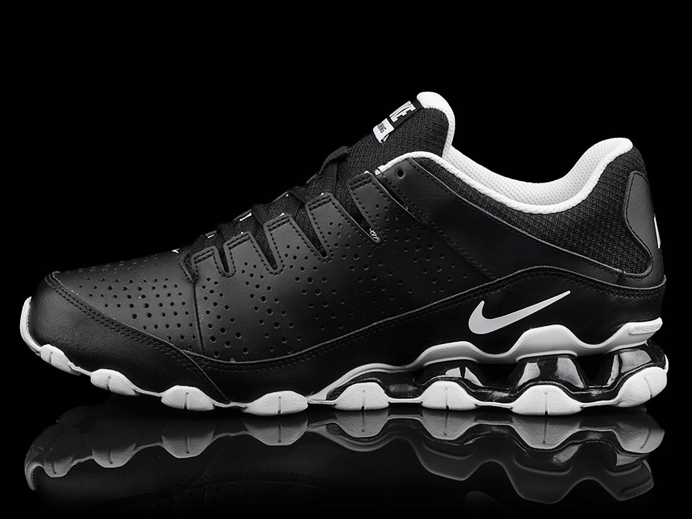shox reax nike