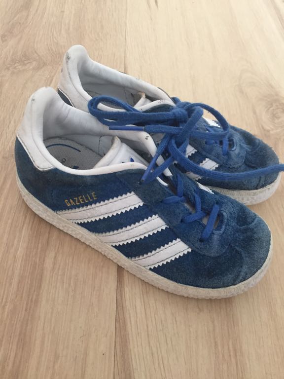 Adidas on sale gazelle 24