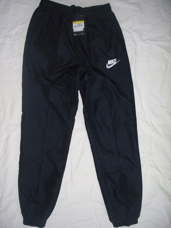 standard fit nike
