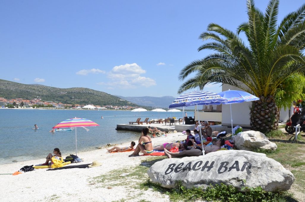 WAKACJE Chorwacja Trogir Apartamenty 70m od morza 7121925526