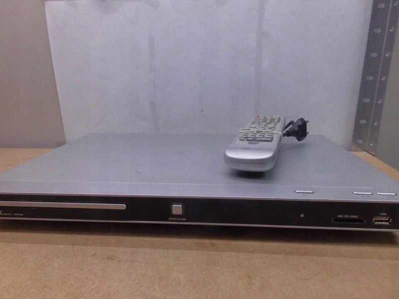 ODTWARZACZ DVD DK DIGITAL 538N + PILOT